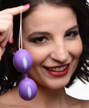 Load image into Gallery viewer, Silicone Kegel Balls